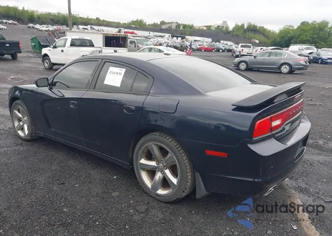 2012 Dodge Charger Sxt z USA, uszkodzony, nr VIN 2C3CDXHG8CH128826